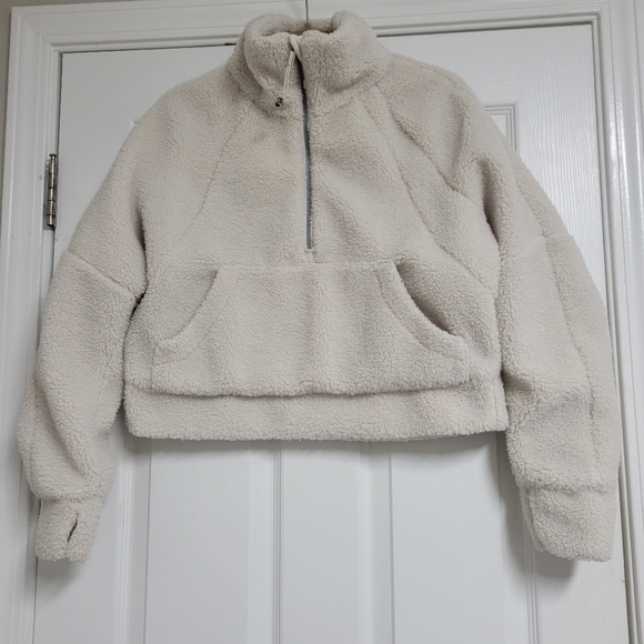 Lululemon Scuba Oversized Fleece Funnel Neck. - Picture 3 of 15